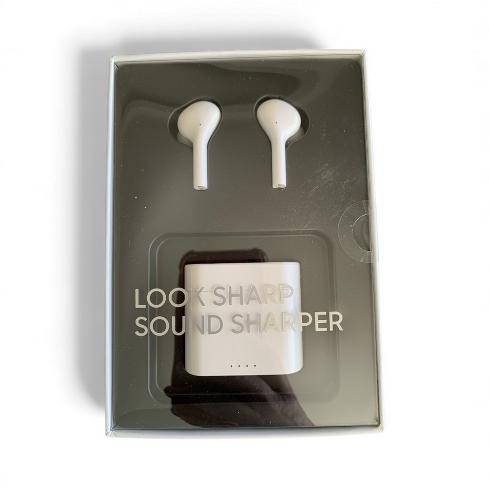 Sharper Image Wireless White Earbuds